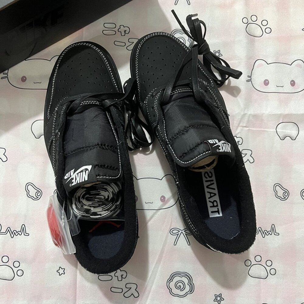 Travis Scott X Air Jordan 1 Low Black Phantom Sneakers
